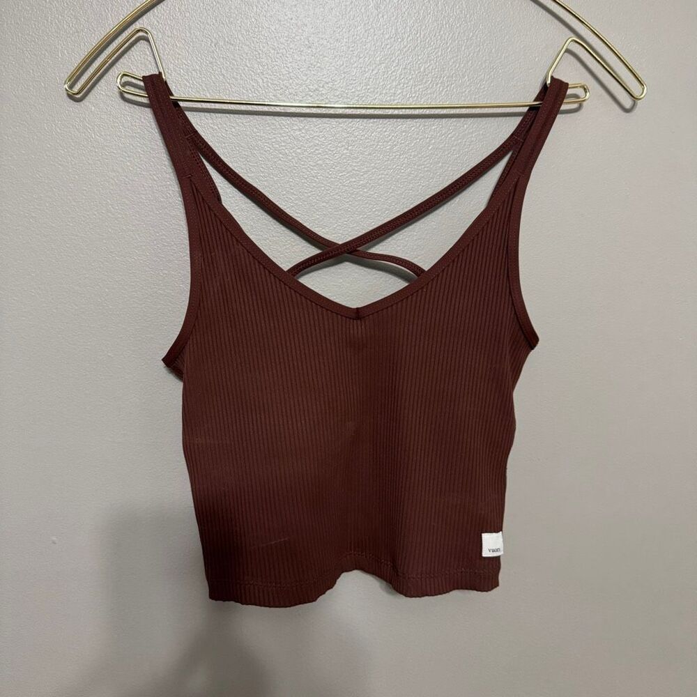 Vuori Rib Crop Tank in marsala shade women’s size small